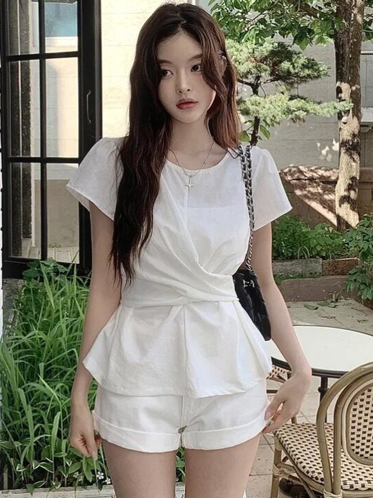 Street Fashion Korea - Fashionable Chic Waist-Cinching Belted Simple Stylish