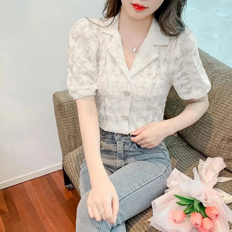 Elegant Hollow Out Lace Blouse - đánh giá và giá Street Fashion Korea