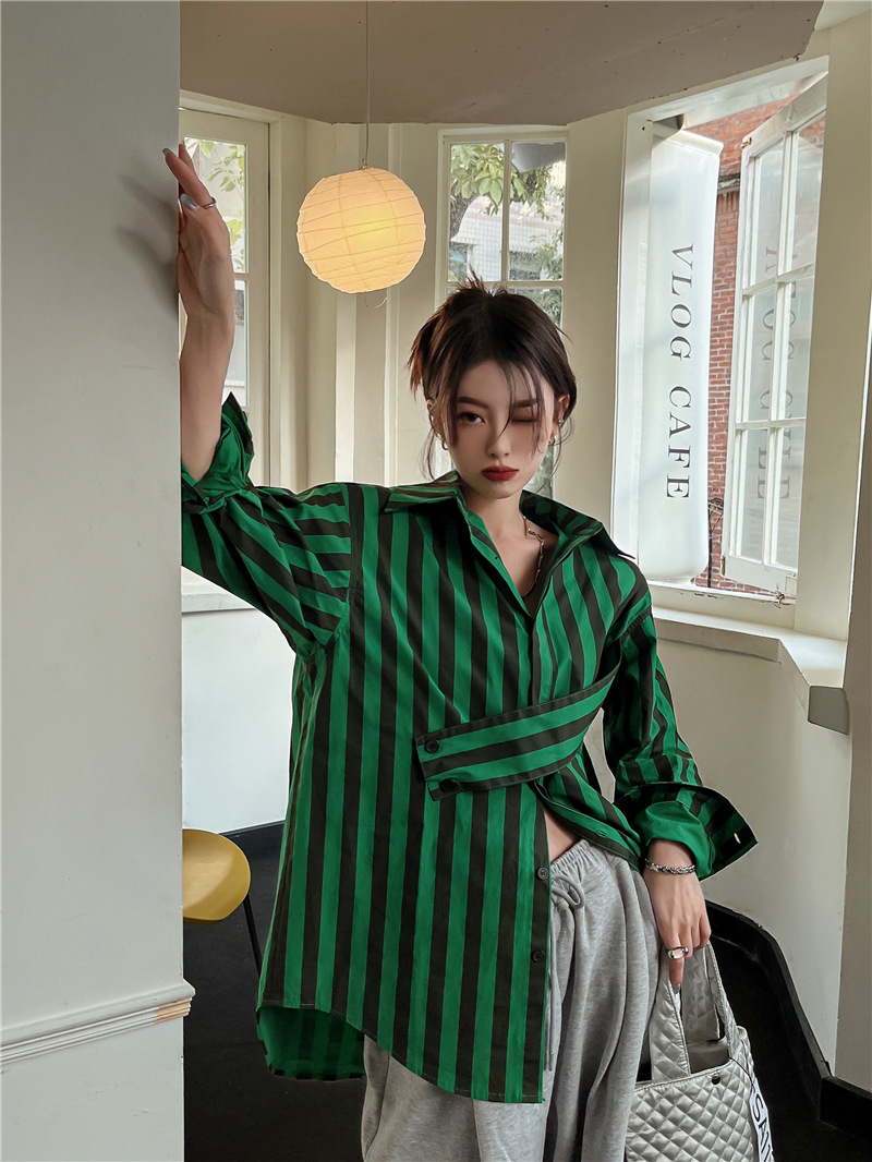 Korean striped shirt with asym - đánh giá và giá Street Fashion Korea